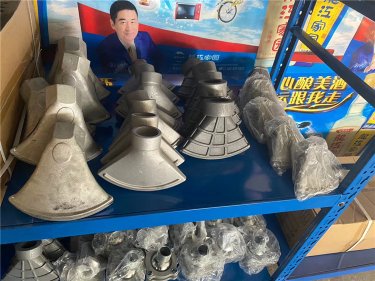 灑水車前噴鴨嘴（用于灑水車前置前噴頭，大小規(guī)格的前鴨嘴，沖洗地面）
